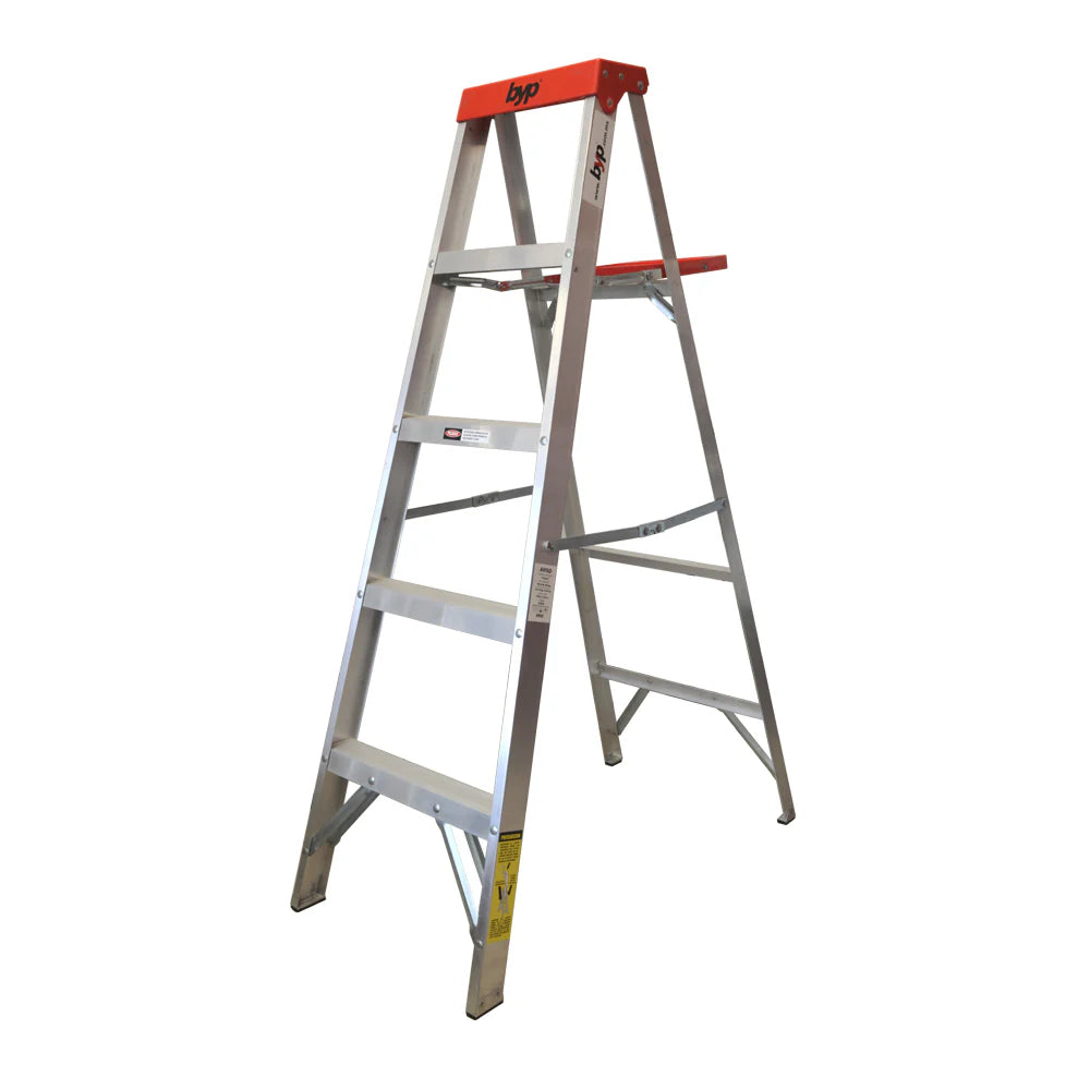 Escalera de tijera roja 4 niveles 5 ft. Tipo III